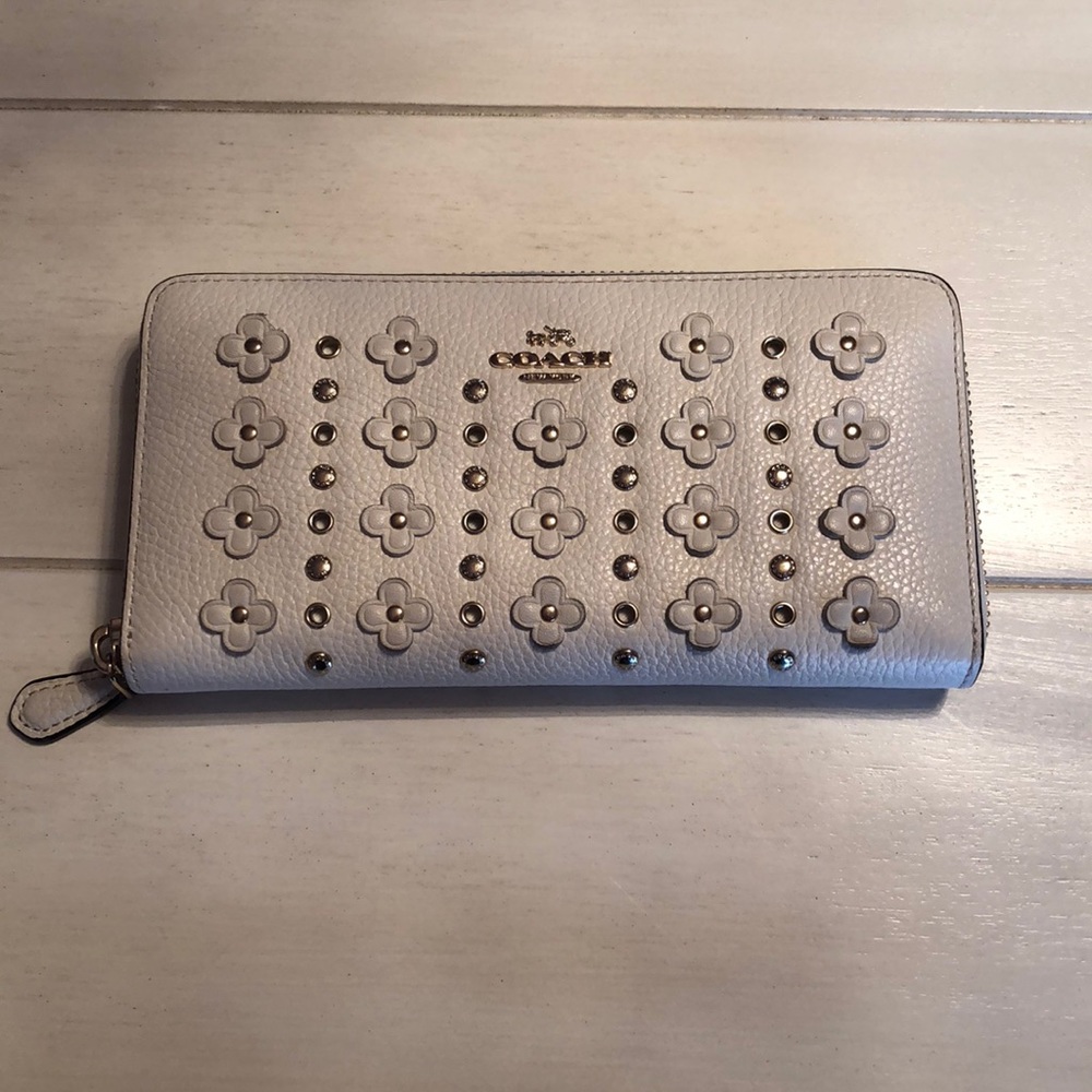 Coach wallet